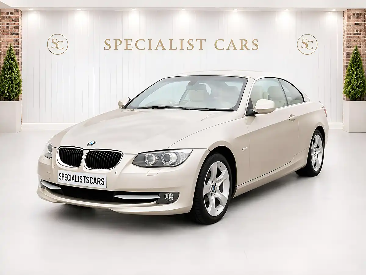 Used 2012 BMW 3 Series Se Silver - Interior and Exterior details 17