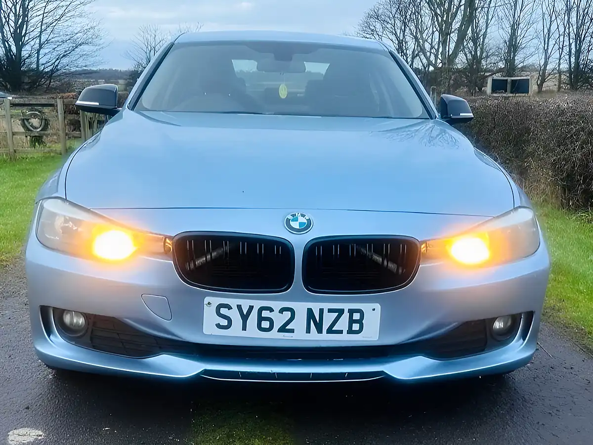 Used 2012 BMW 3 Series Sport Blue - Interior and Exterior details 2