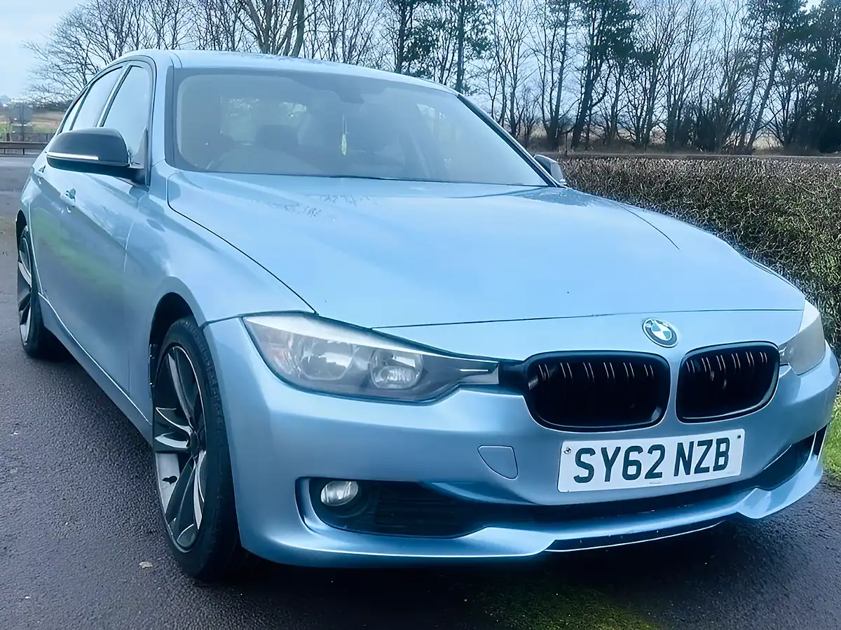 Used 2012 BMW 3 Series Sport Blue - Interior and Exterior details 3