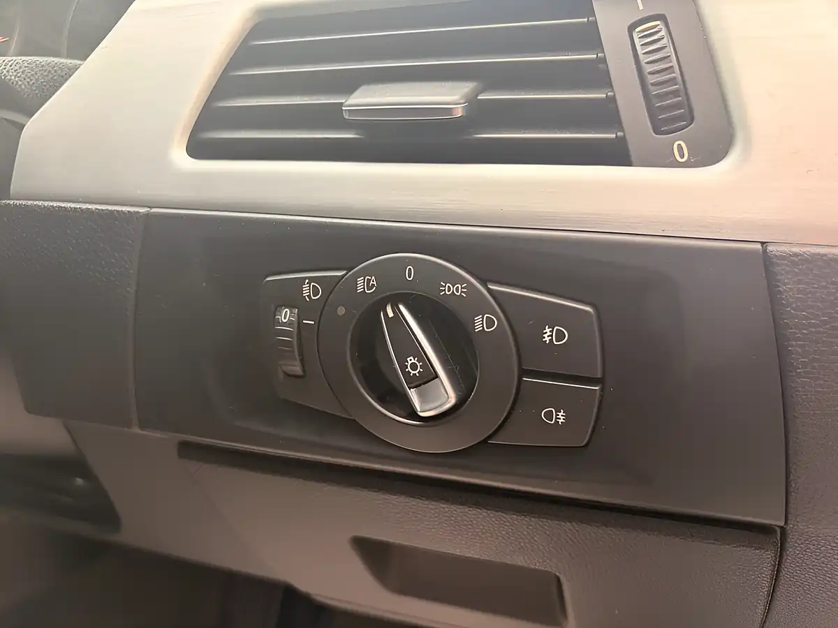 Used 2012 BMW 3 Series Sport Plus Edition Blue - Interior and Exterior details 13
