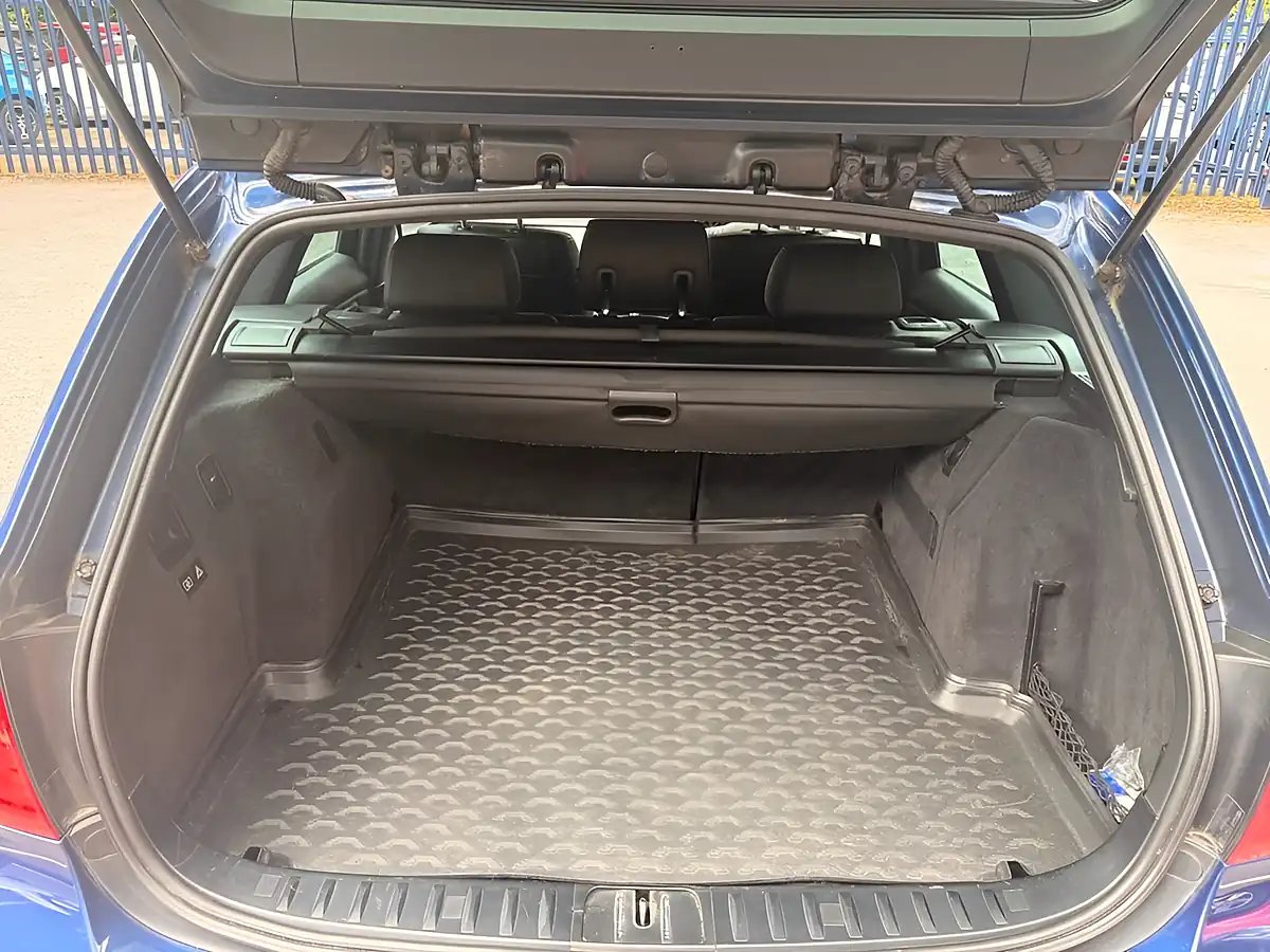 Used 2012 BMW 3 Series Sport Plus Edition Blue - Interior and Exterior details 19