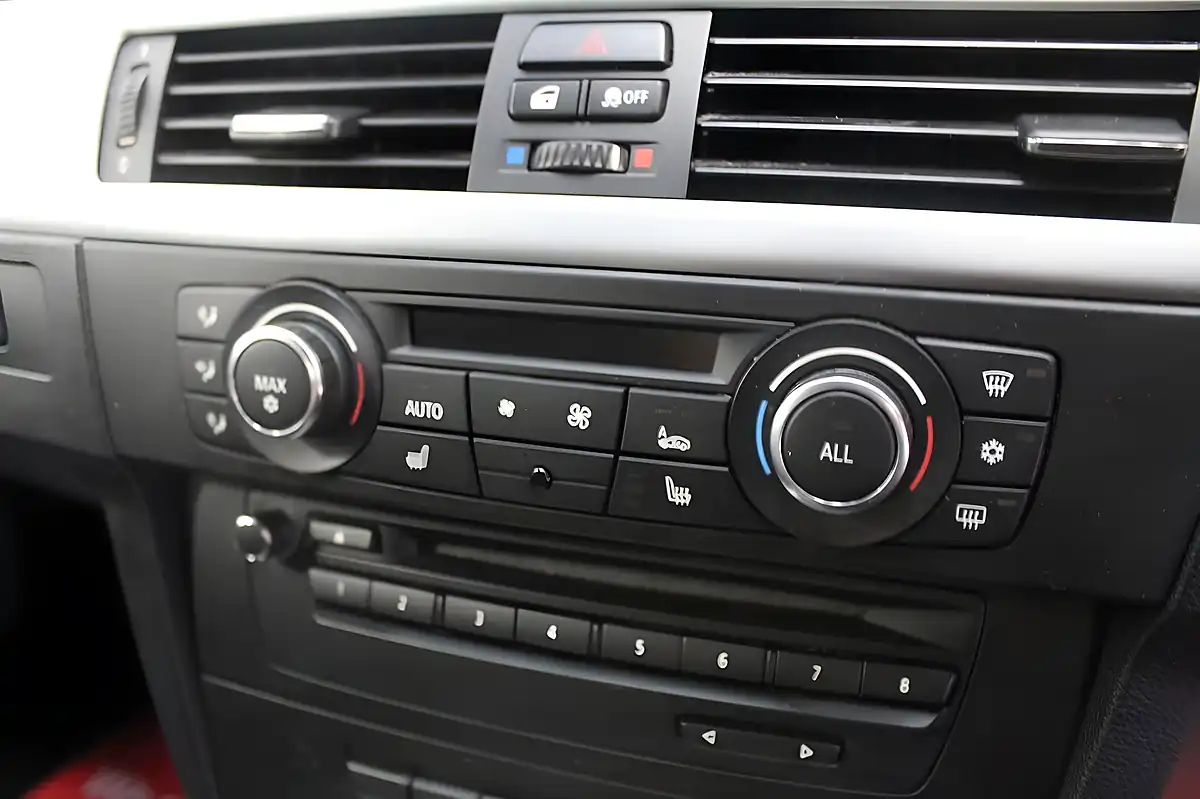 Used 2012 BMW 3 Series Sport Plus Edition Blue - Interior and Exterior details 15