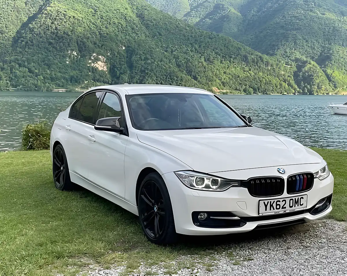 Used 2012 BMW 3er Sport White - Interior and Exterior details 2
