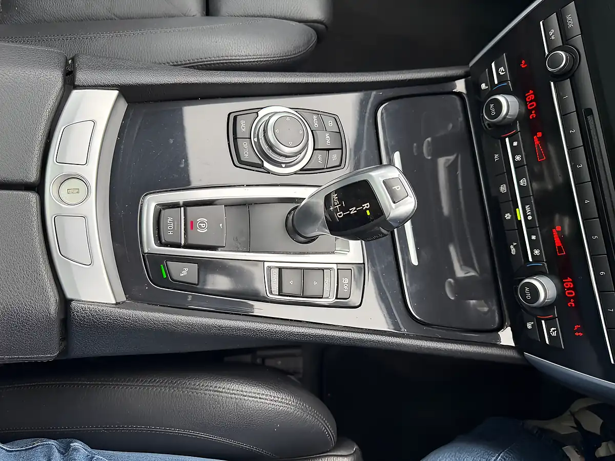 Used 2012 BMW 5 Series Gran Turismo M Sport GT Black - Interior and Exterior details 17