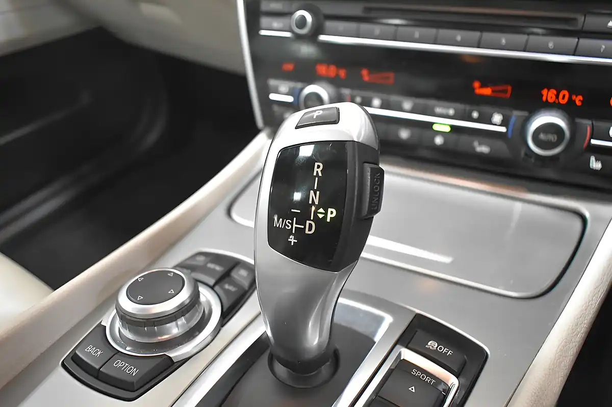 Used 2012 BMW 5 Series Gran Turismo M Sport GT Black - Interior and Exterior details 14