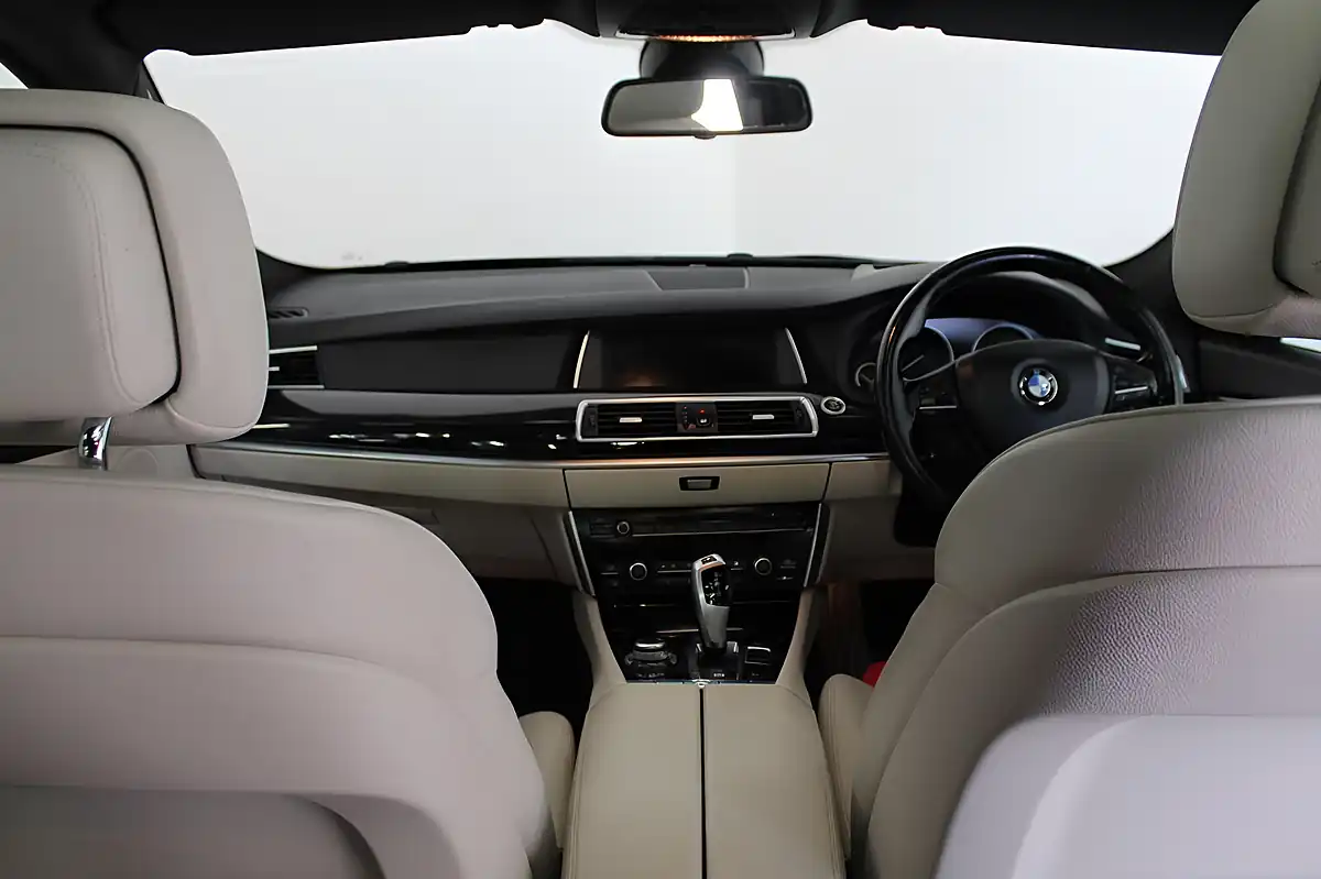 Used 2012 BMW 5 Series Gran Turismo M Sport GT Black - Interior and Exterior details 13