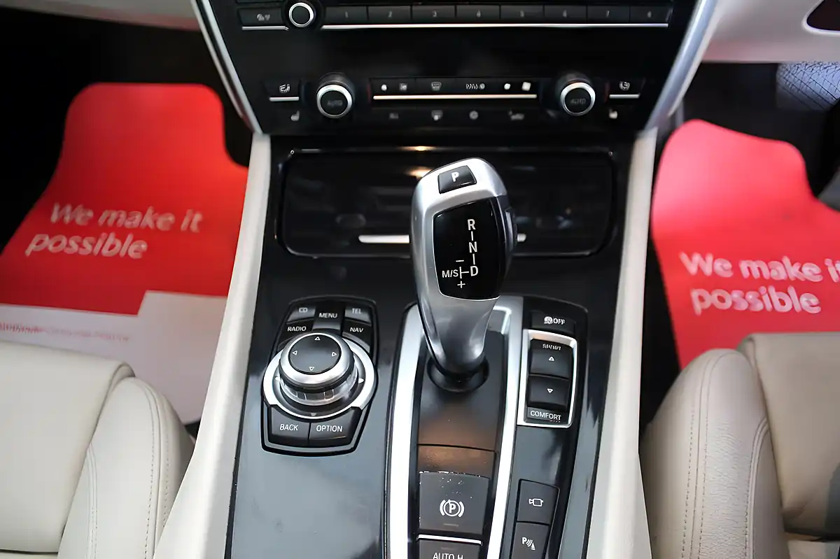 Used 2012 BMW 5 Series Gran Turismo M Sport GT Black - Interior and Exterior details 16