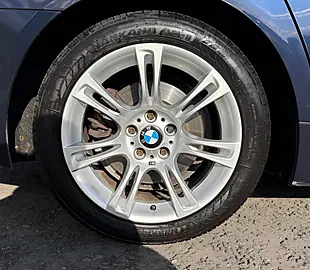 Used 2012 BMW 5 Series M Sport Carbon Black - Interior and Exterior details 9