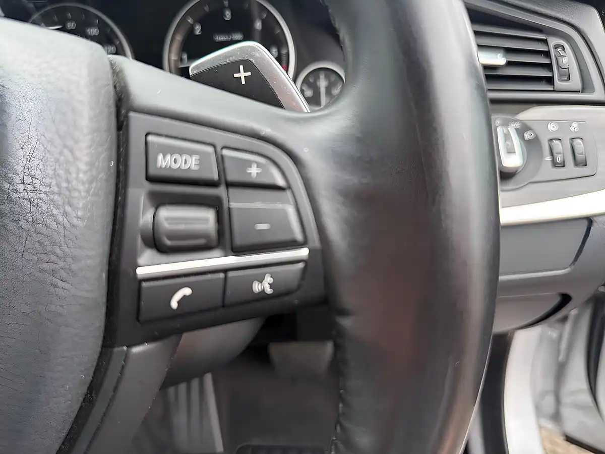 Used 2012 BMW 5 Series M Sport Silver - Interior and Exterior details 14