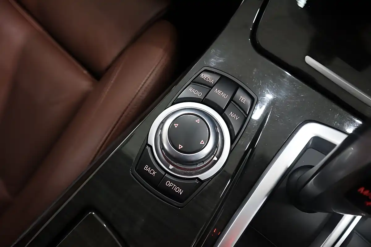 Used 2012 BMW 5 Series M Sport Touring Grey - Interior and Exterior details 16