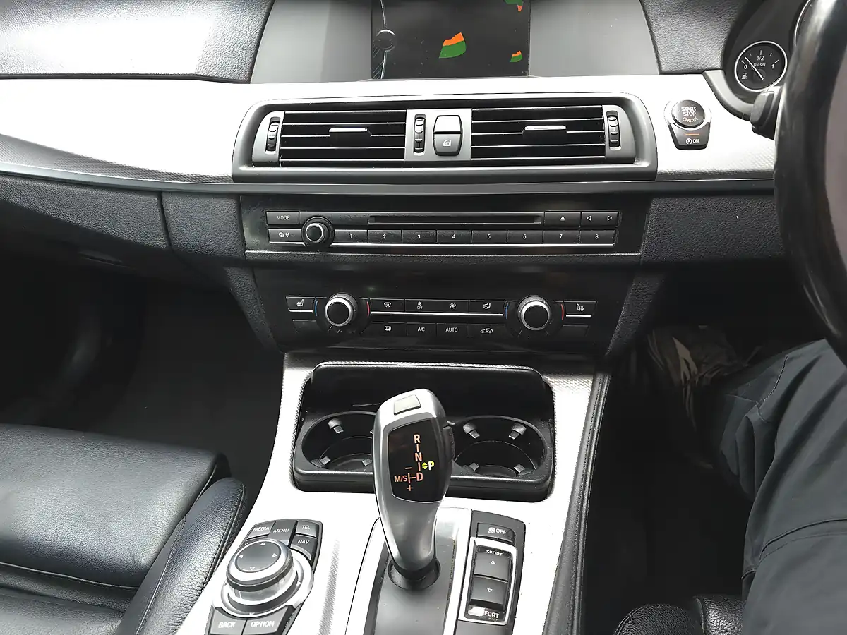 Used 2012 BMW 5 Series M Sport Touring White - Interior and Exterior details 13