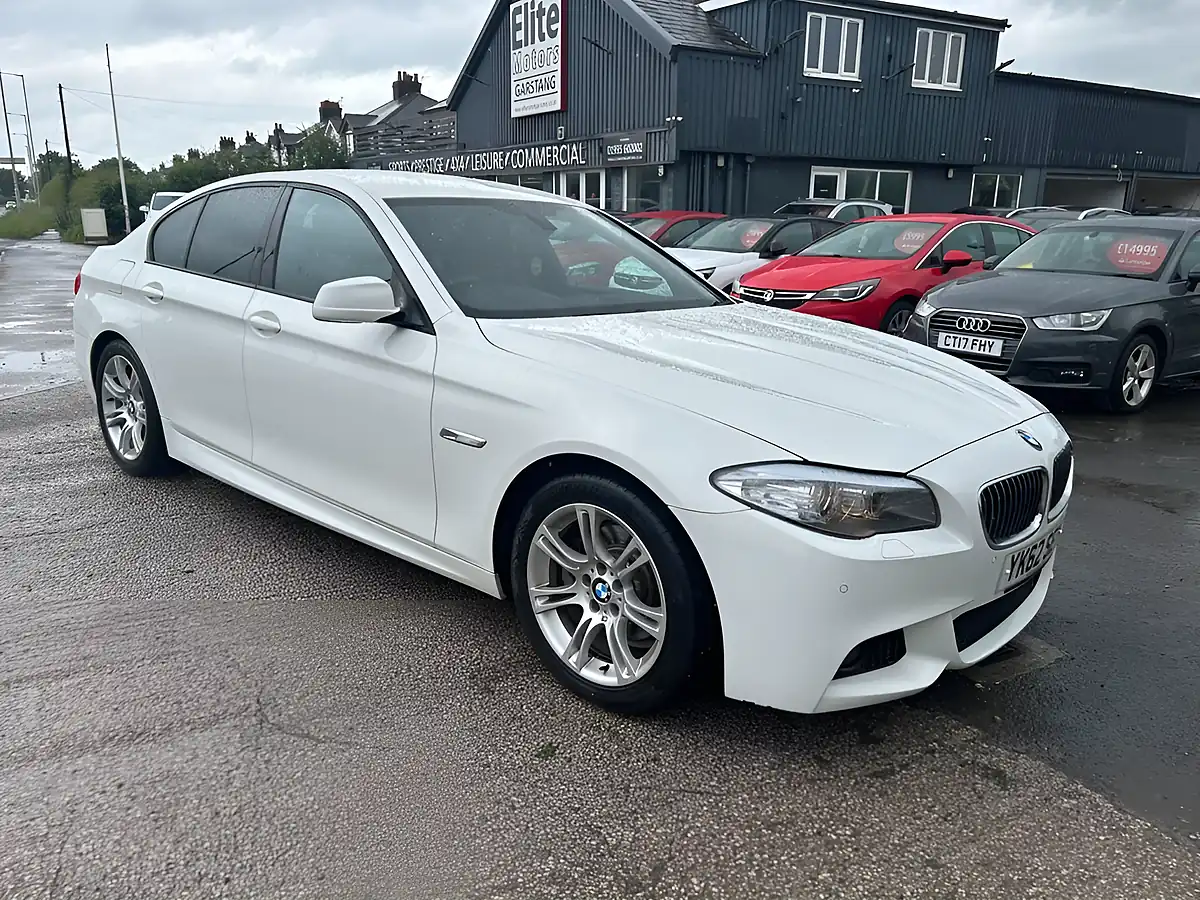 Used 2012 BMW 5 Series M Sport White - Front View