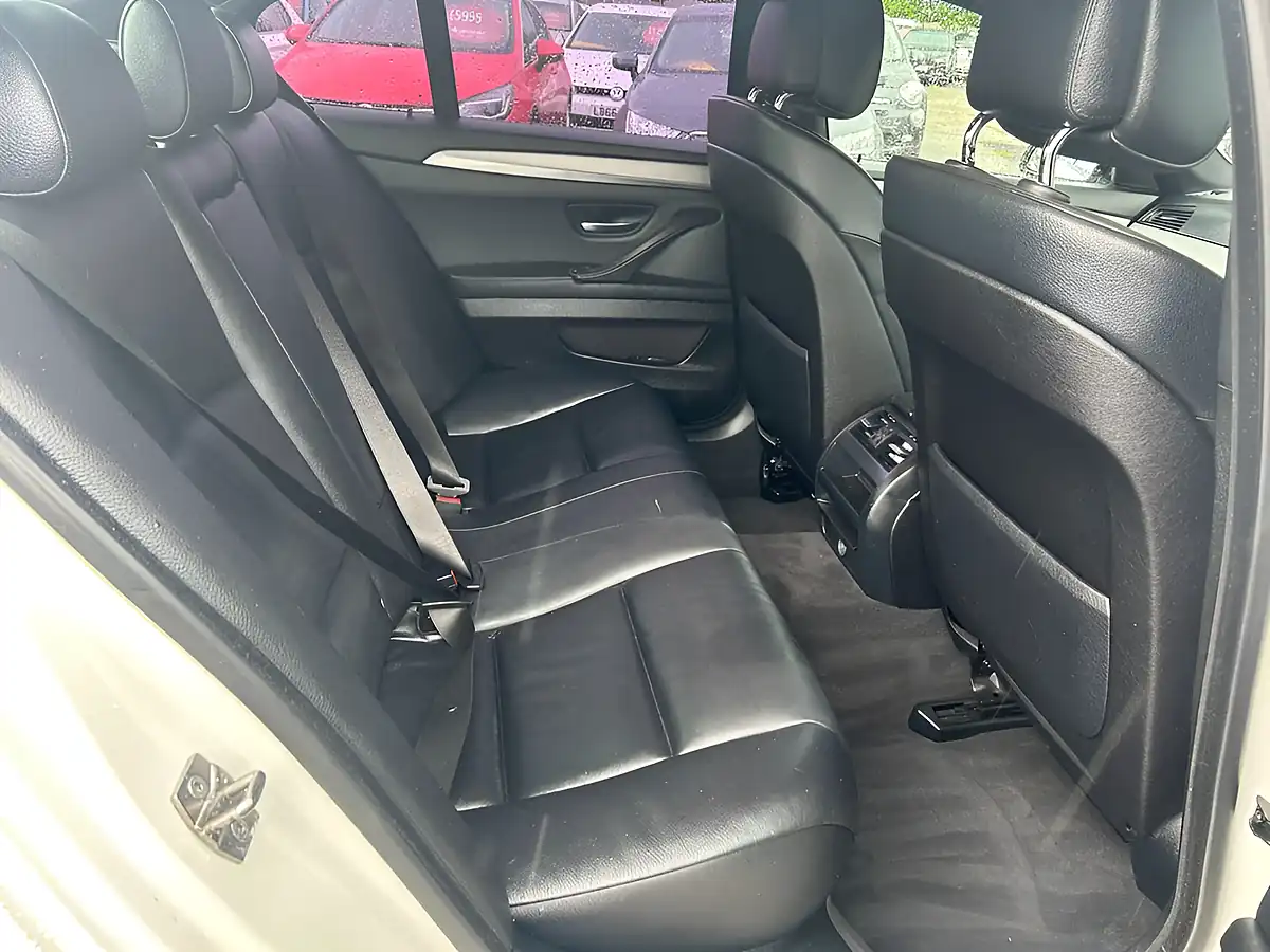 Used 2012 BMW 5 Series M Sport White - Interior and Exterior details 12