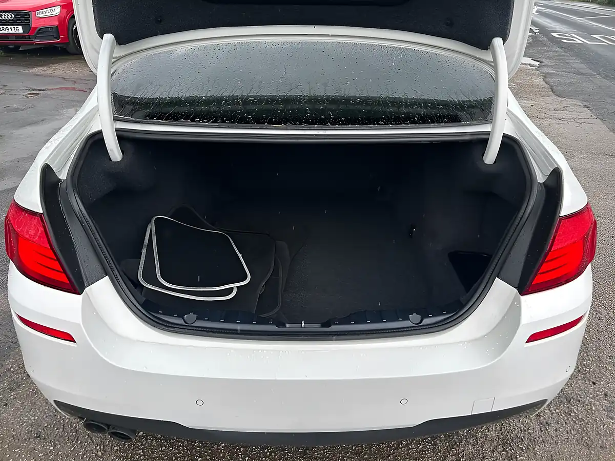 Used 2012 BMW 5 Series M Sport White - Interior and Exterior details 16