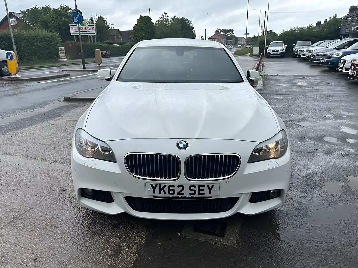 Used 2012 BMW 5 Series M Sport White - Interior and Exterior details 17