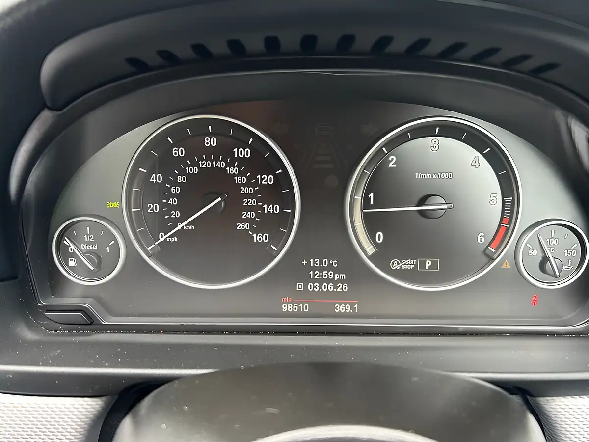 Used 2012 BMW 5 Series M Sport White - Interior and Exterior details 4