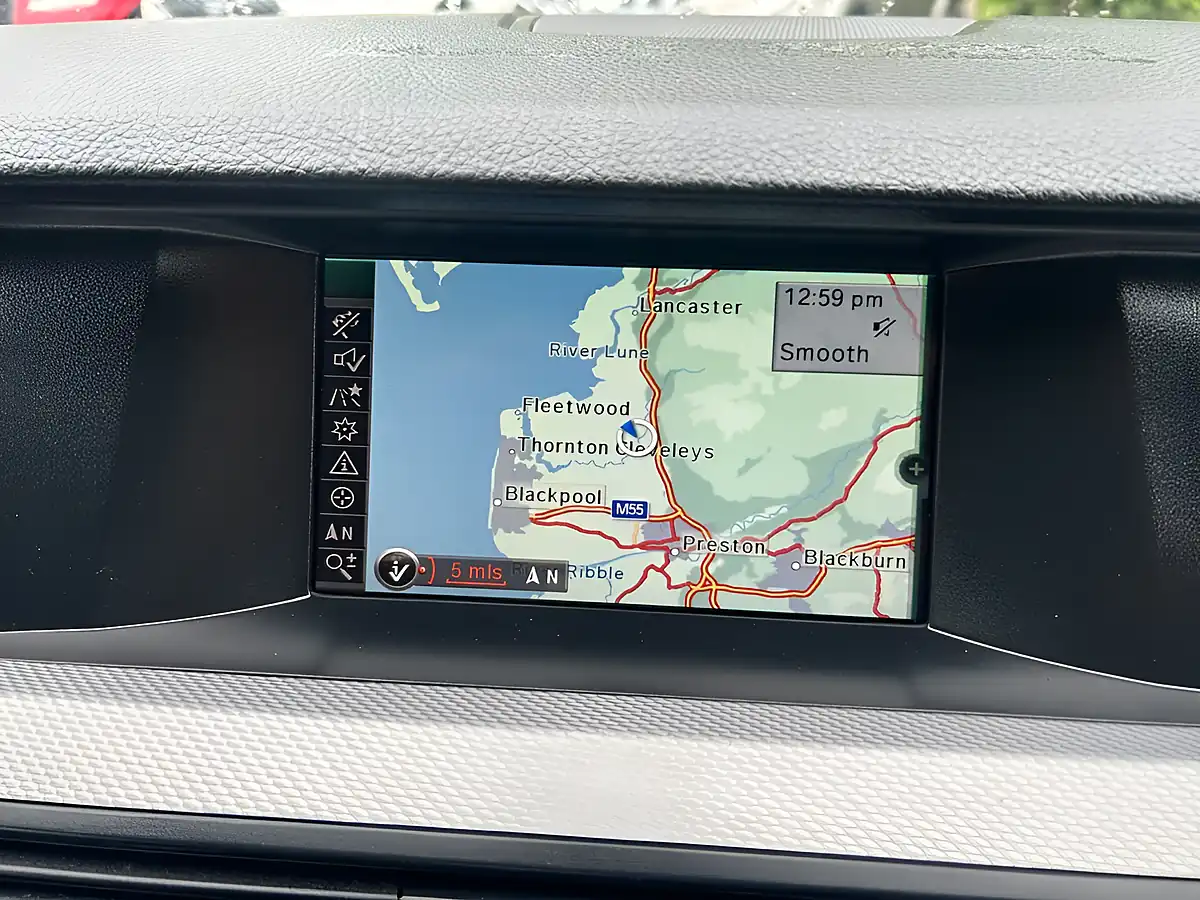 Used 2012 BMW 5 Series M Sport White - Interior and Exterior details 5