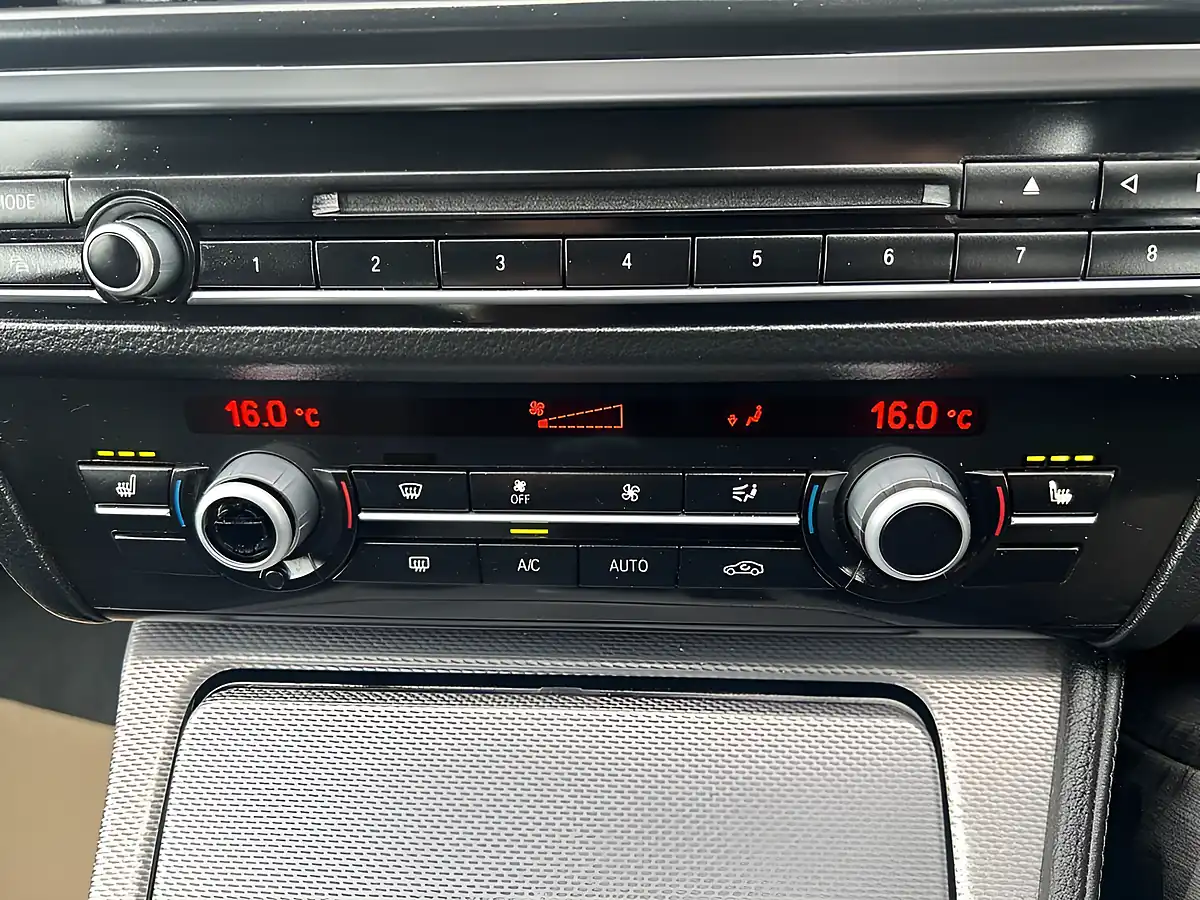 Used 2012 BMW 5 Series M Sport White - Interior and Exterior details 7