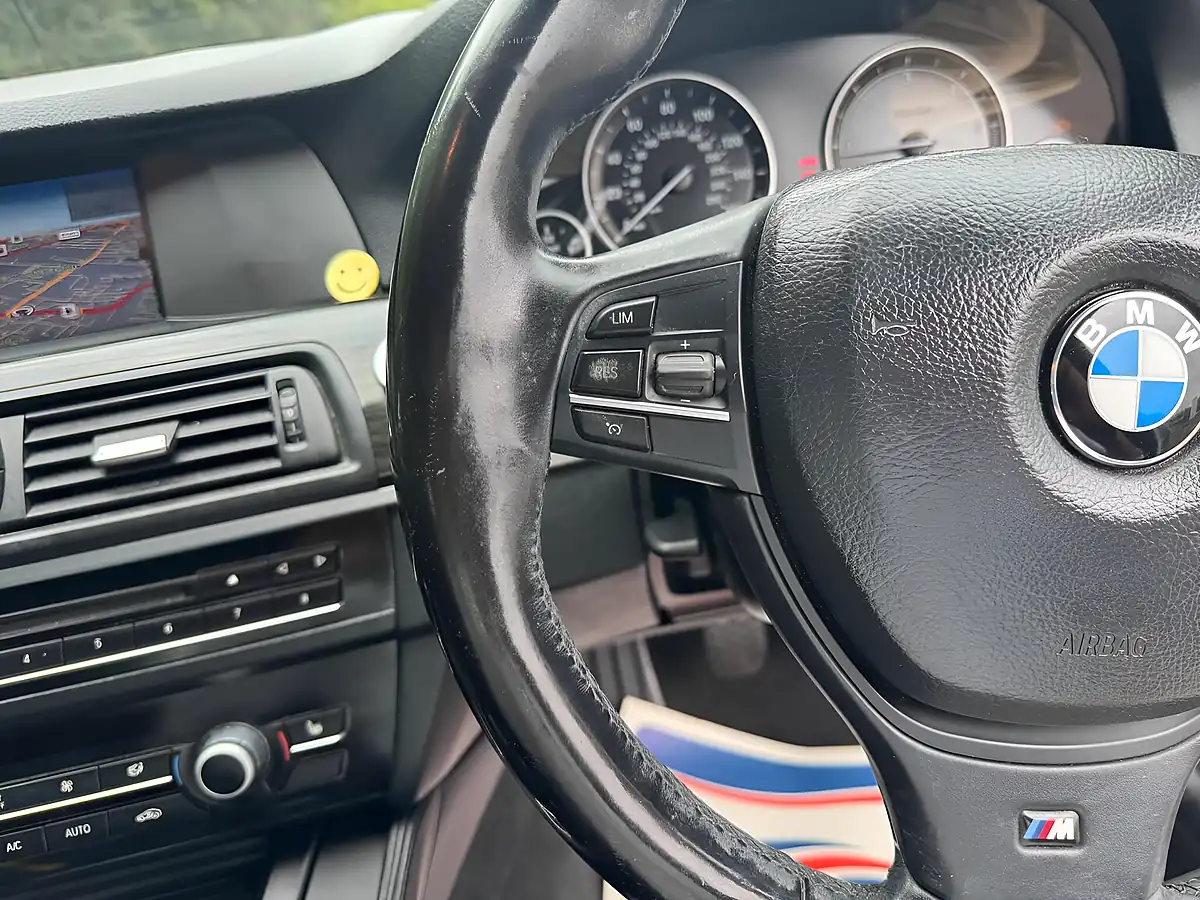 Used 2012 BMW 5 Series M Sport White - Interior and Exterior details 18