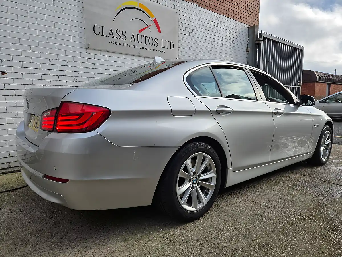 Used 2012 BMW 5 Series Se Silver - Interior and Exterior details 10