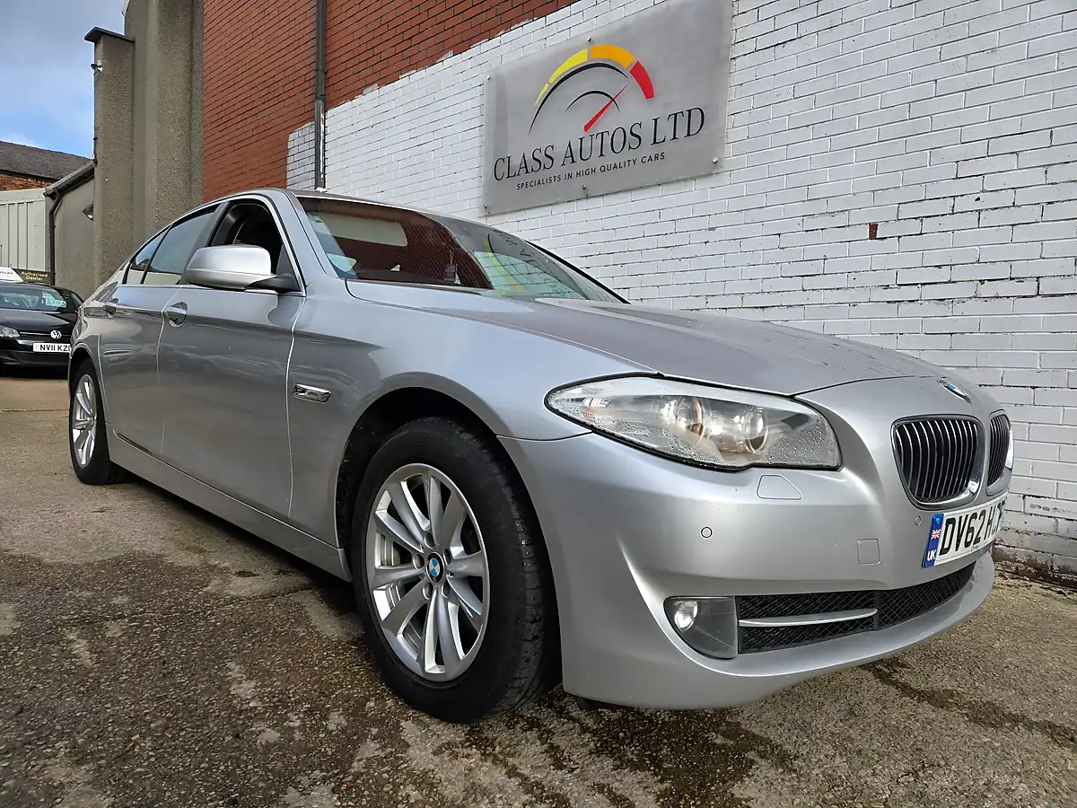 Used 2012 BMW 5 Series Se Silver - Interior and Exterior details 5