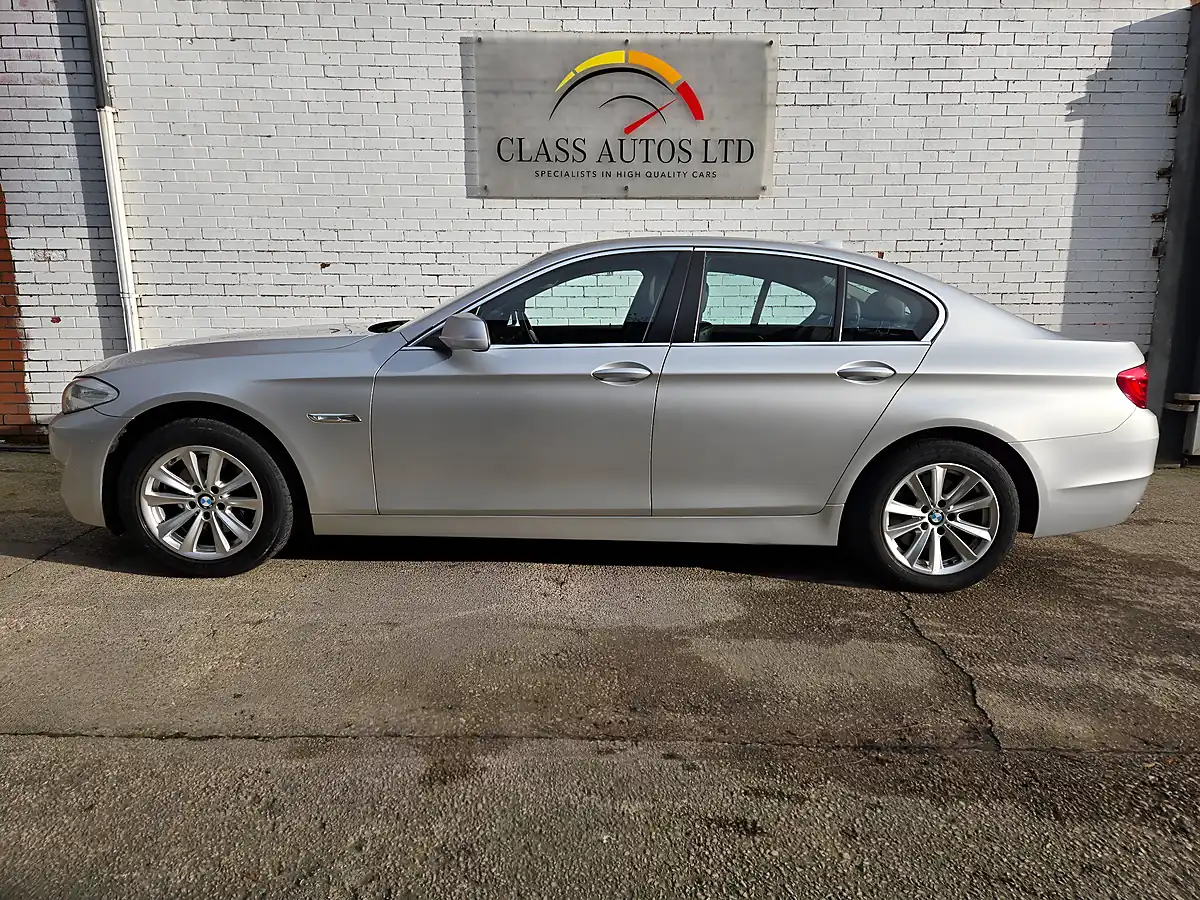 Used 2012 BMW 5 Series Se Silver - Interior and Exterior details 6
