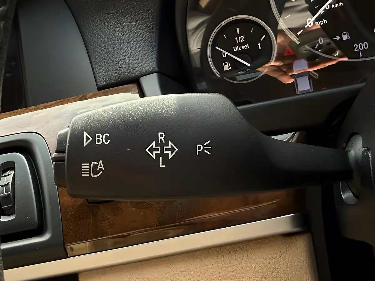 Used 2012 BMW 5 Series Se Silver - Interior and Exterior details 15