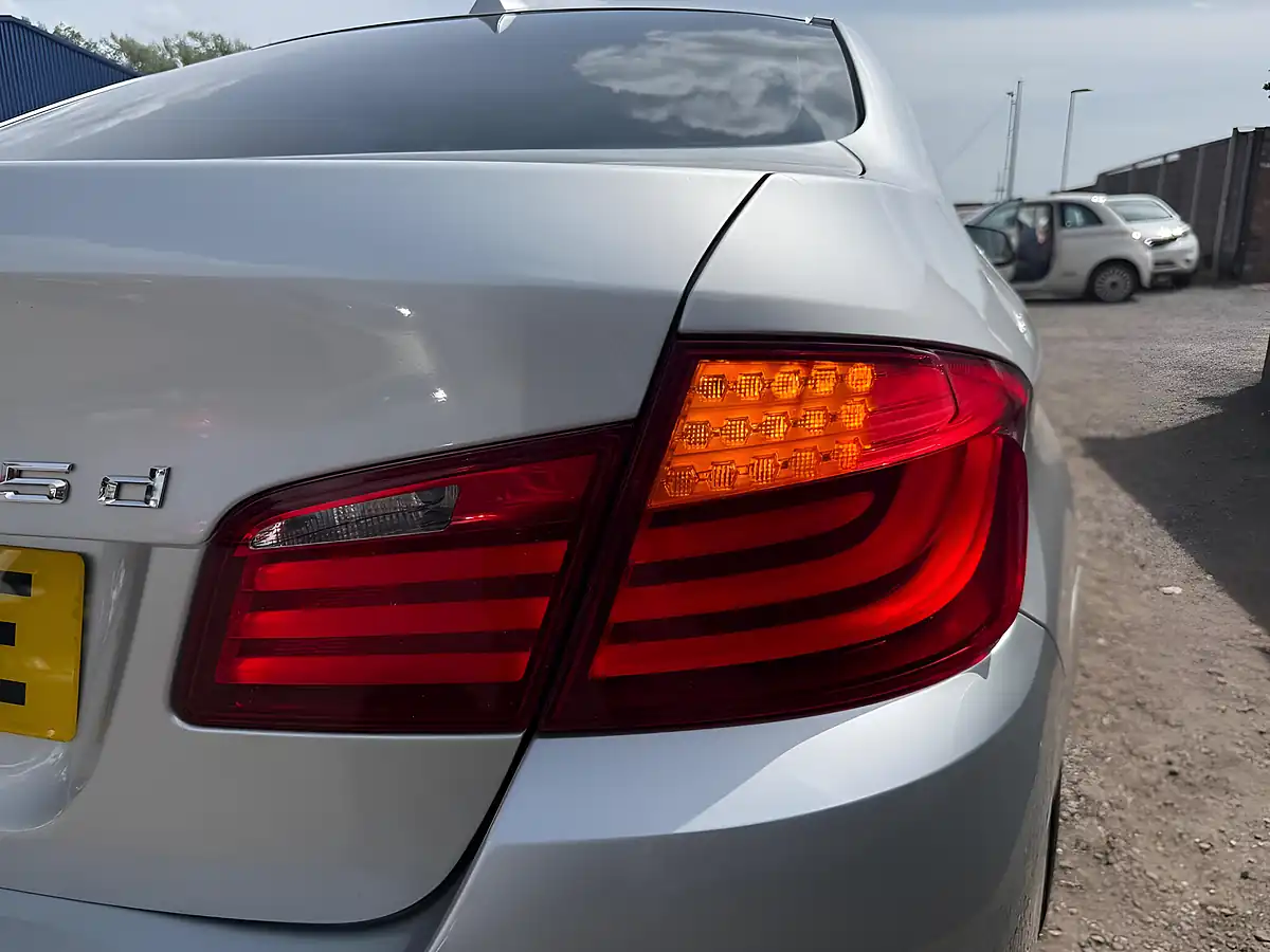 Used 2012 BMW 5 Series Se Silver - Interior and Exterior details 19