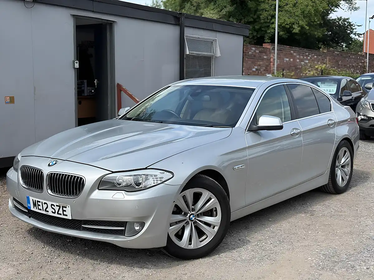 Used 2012 BMW 5 Series Se Silver - Interior and Exterior details 3