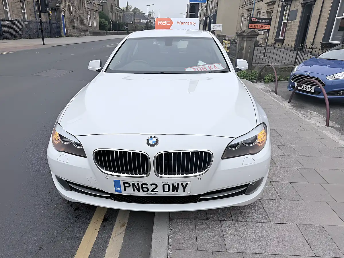 Used 2012 BMW 5 Series Se White - Interior and Exterior details 3