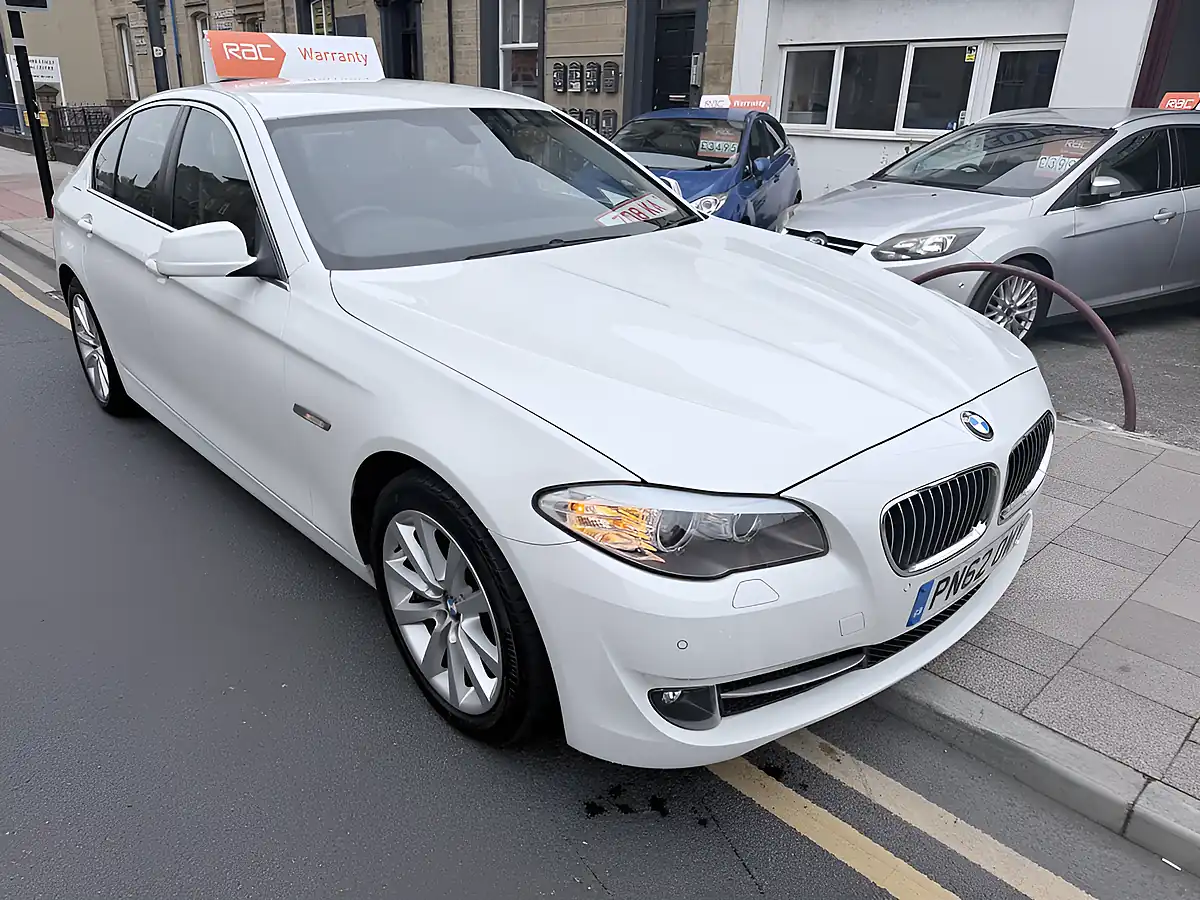 Used 2012 BMW 5 Series Se White - Interior and Exterior details 4