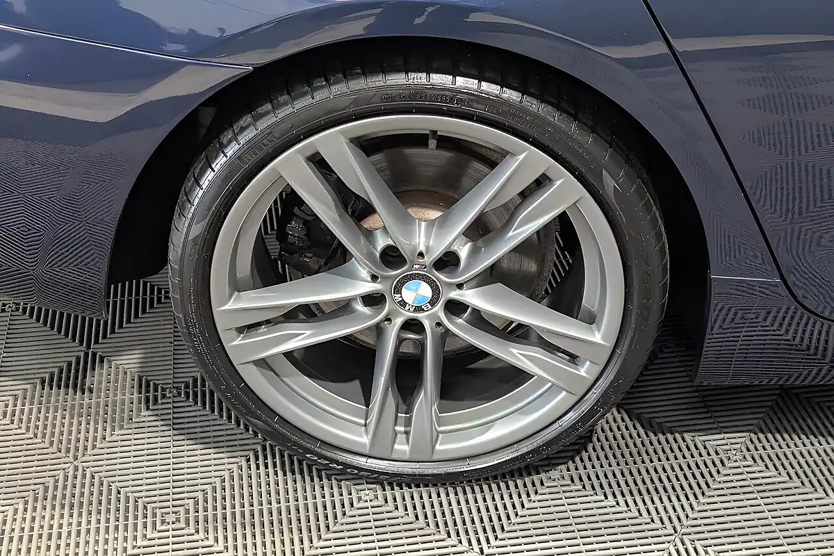 Used 2012 BMW 6 Series Gran Coupe M Sport Deep Sea Blue - Interior and Exterior details 10