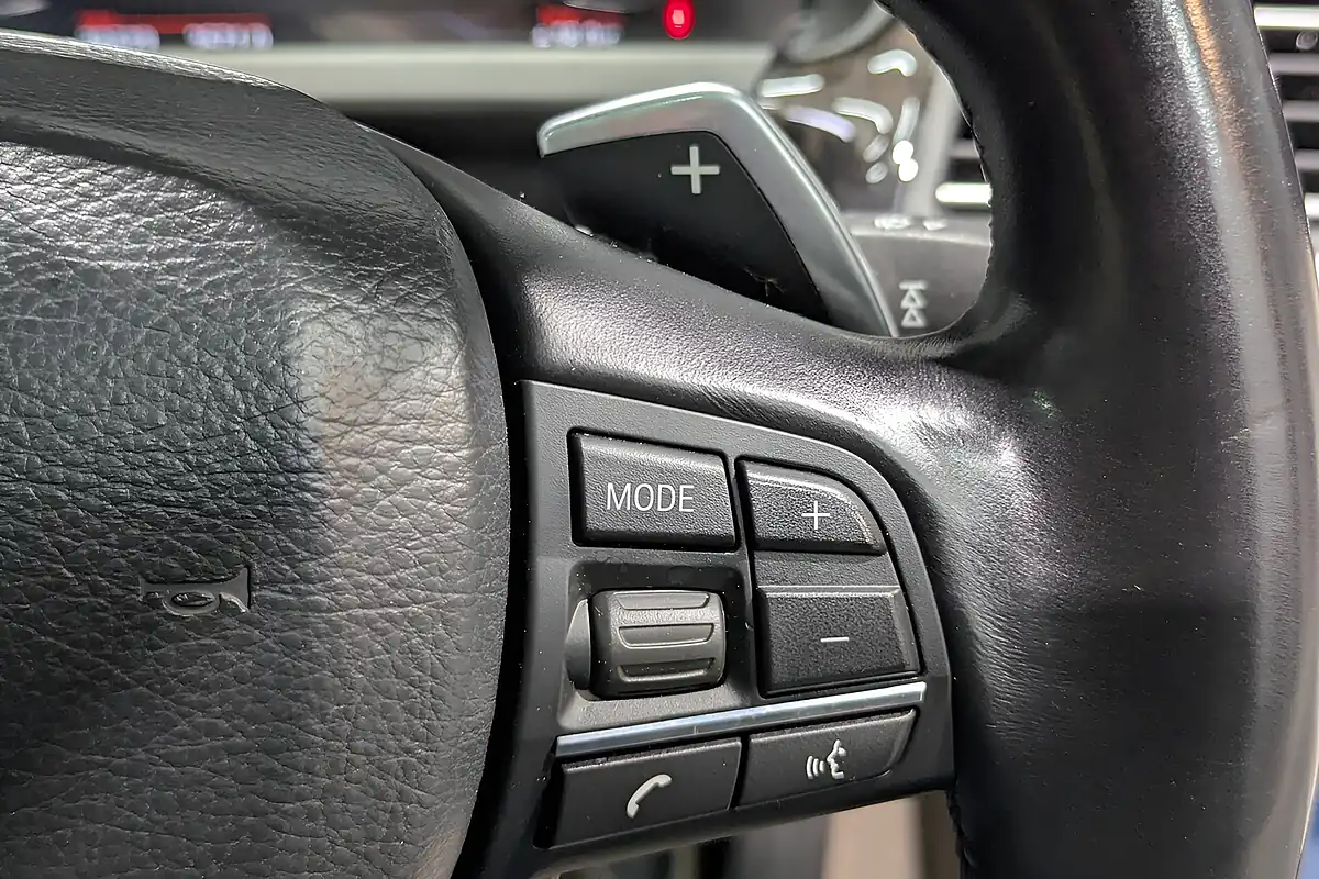 Used 2012 BMW 6 Series Gran Coupe M Sport Deep Sea Blue - Interior and Exterior details 14