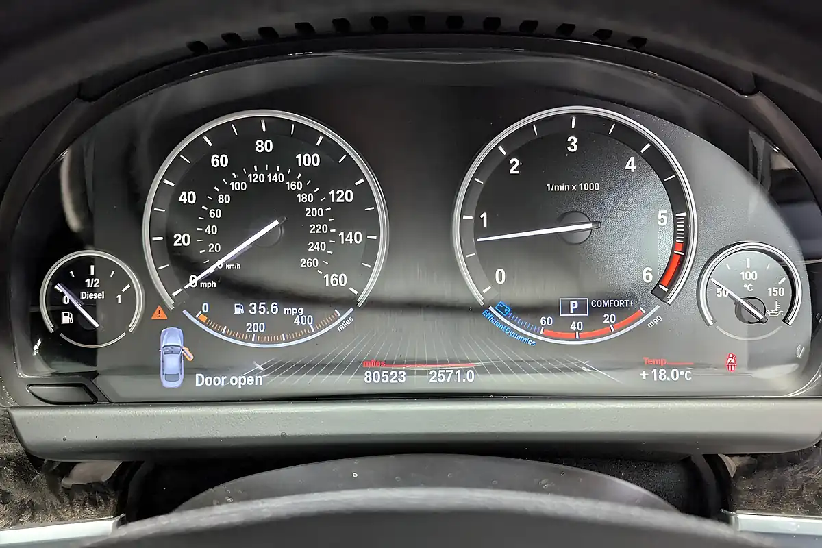 Used 2012 BMW 6 Series Gran Coupe M Sport Deep Sea Blue - Interior and Exterior details 15