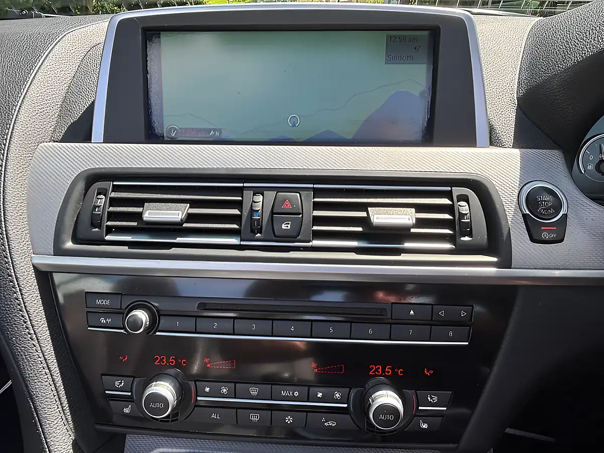Used 2012 BMW 6 Series M Sport Alpine White - Interior and Exterior details 13