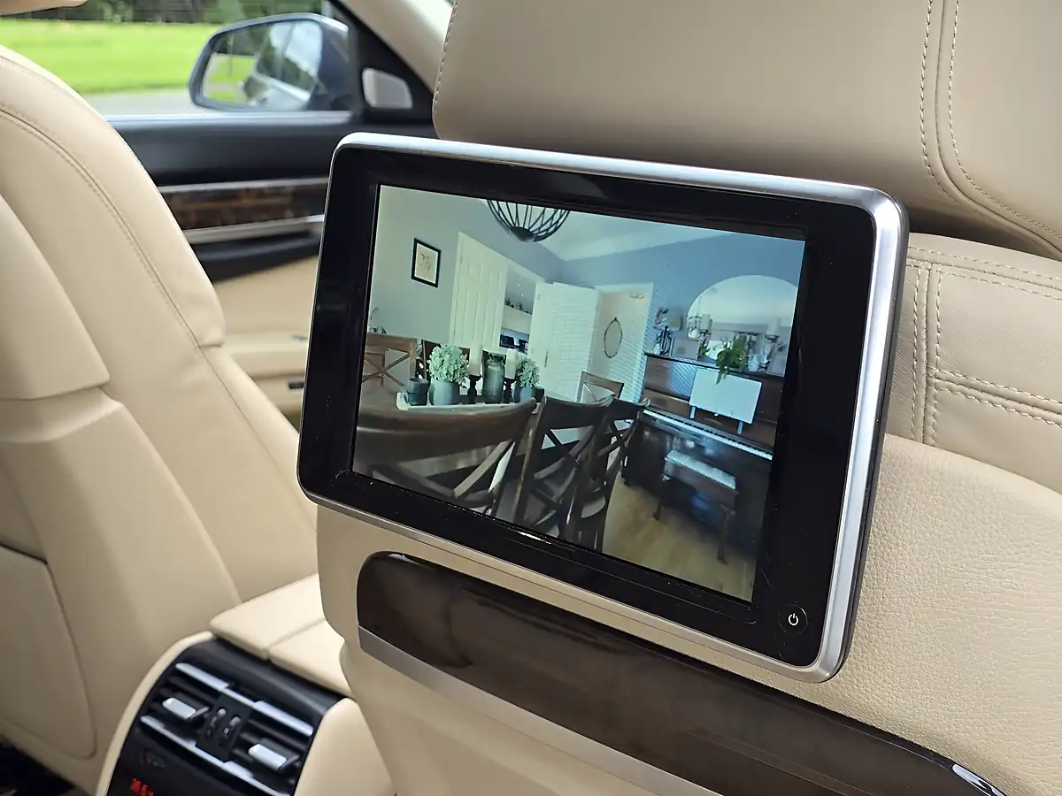 Used 2012 BMW 7 Series Se Havanna Metallic - Interior and Exterior details 19