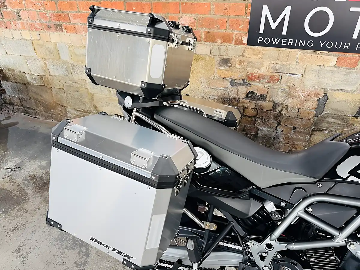 Used 2012 BMW F 800 Gs Black - Interior and Exterior details 9