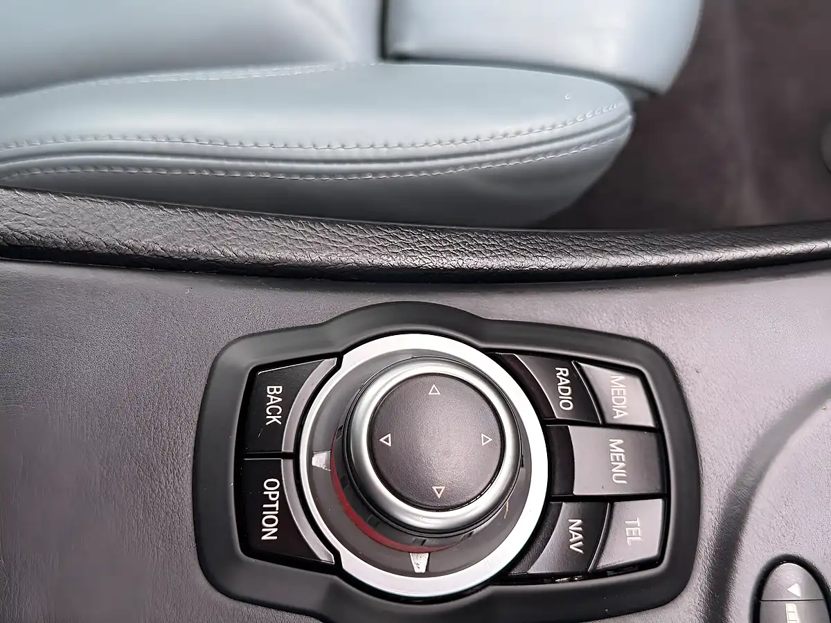 Used 2012 BMW M3 Coupe White - Interior and Exterior details 14