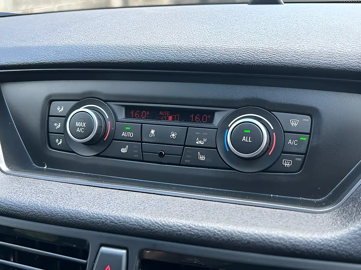 Used 2012 BMW X1 M Sport Mineral Grey Metallic - Interior and Exterior details 18