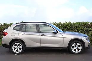 Used 2012 BMW X1 Se Silver - Interior and Exterior details 10