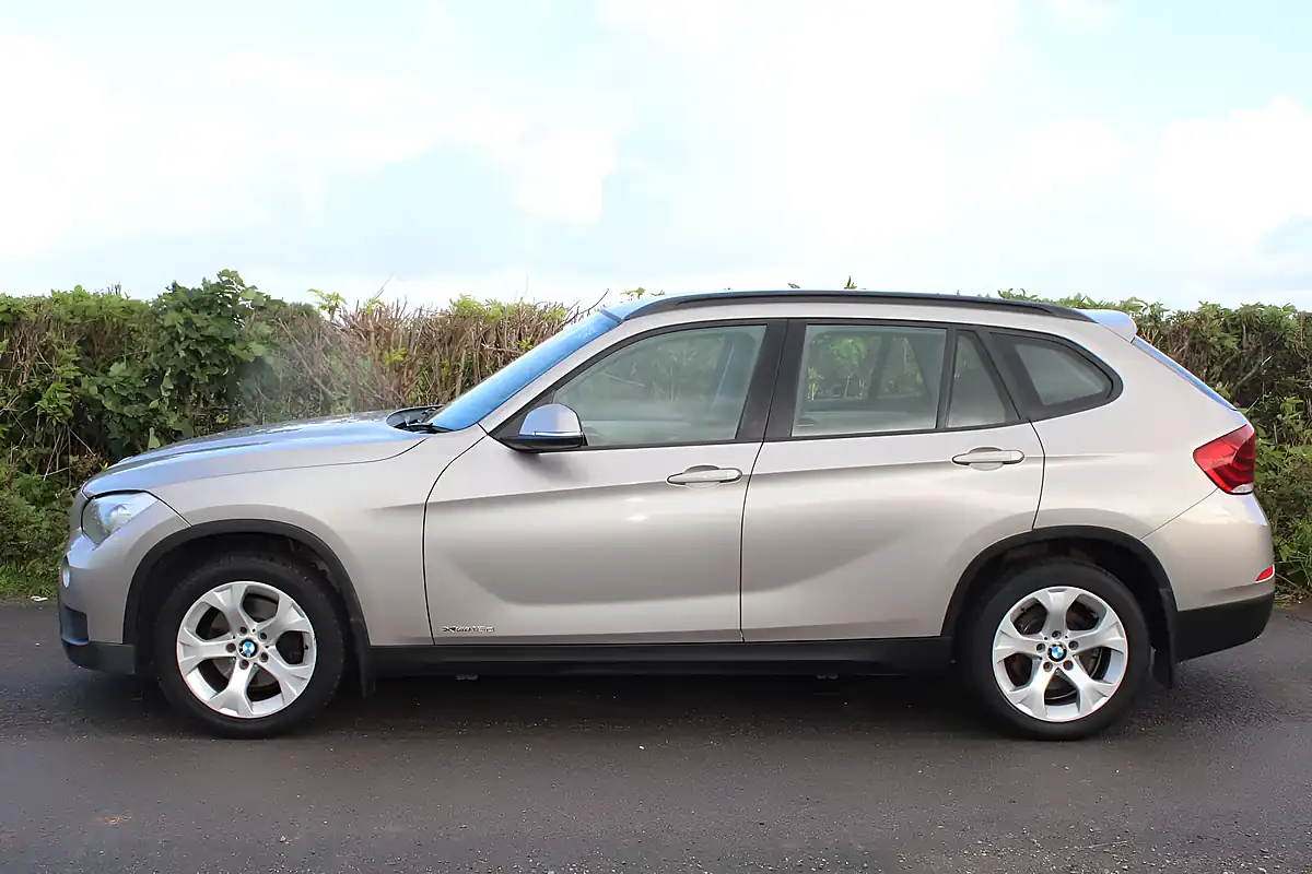 Used 2012 BMW X1 Se Silver - Interior and Exterior details 4