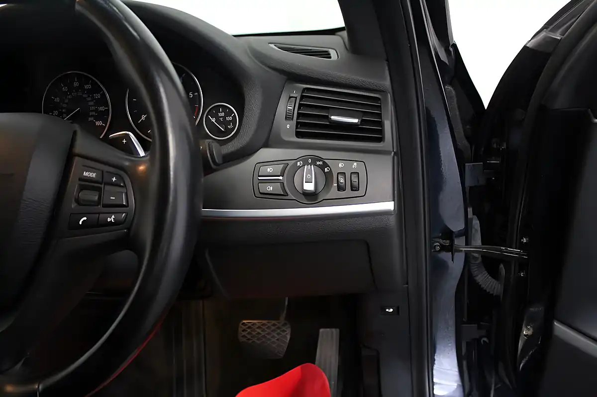 Used 2012 BMW X3 M Sport Black - Interior and Exterior details 17