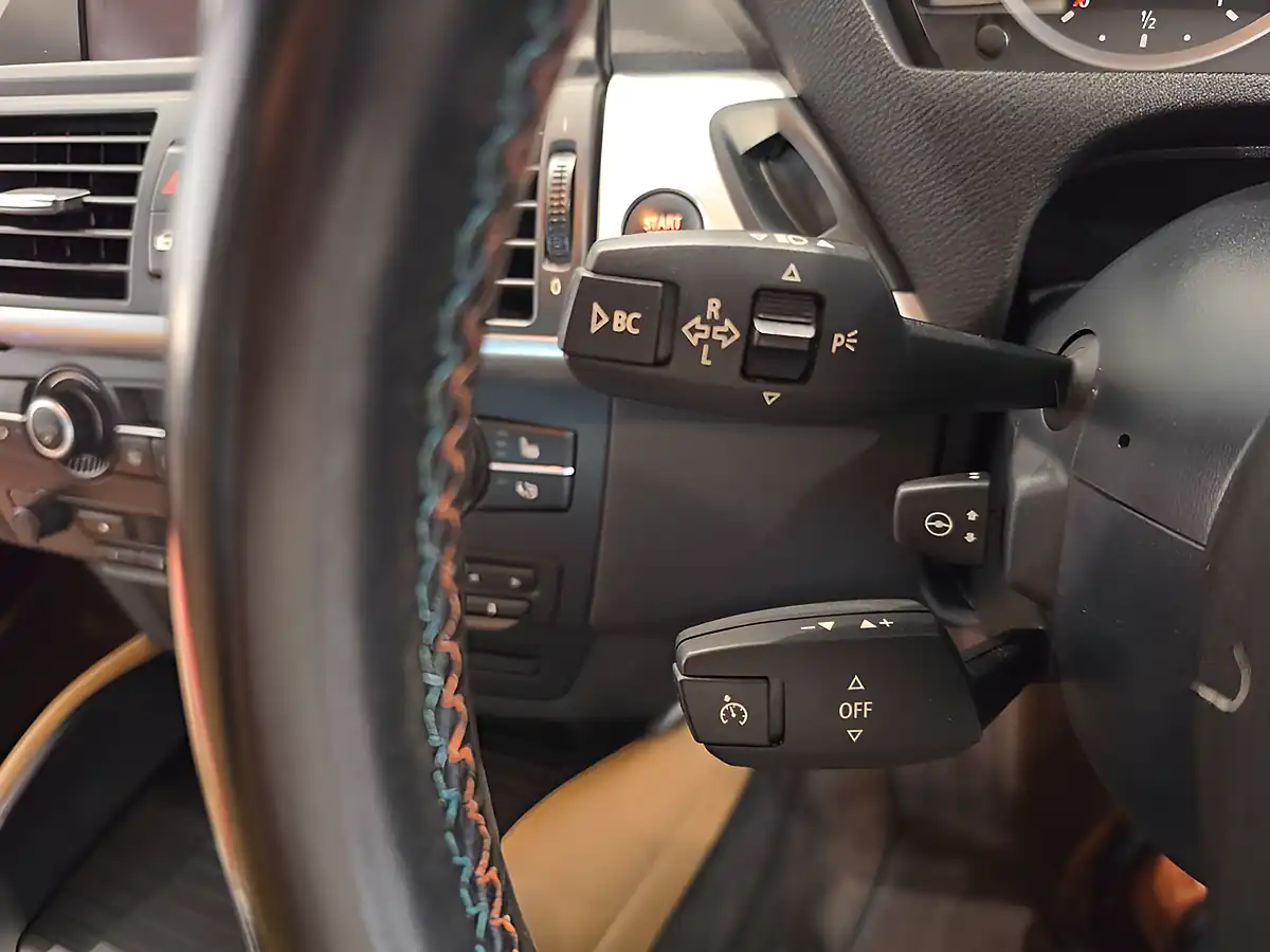 Used 2012 BMW X5 M Black - Interior and Exterior details 12