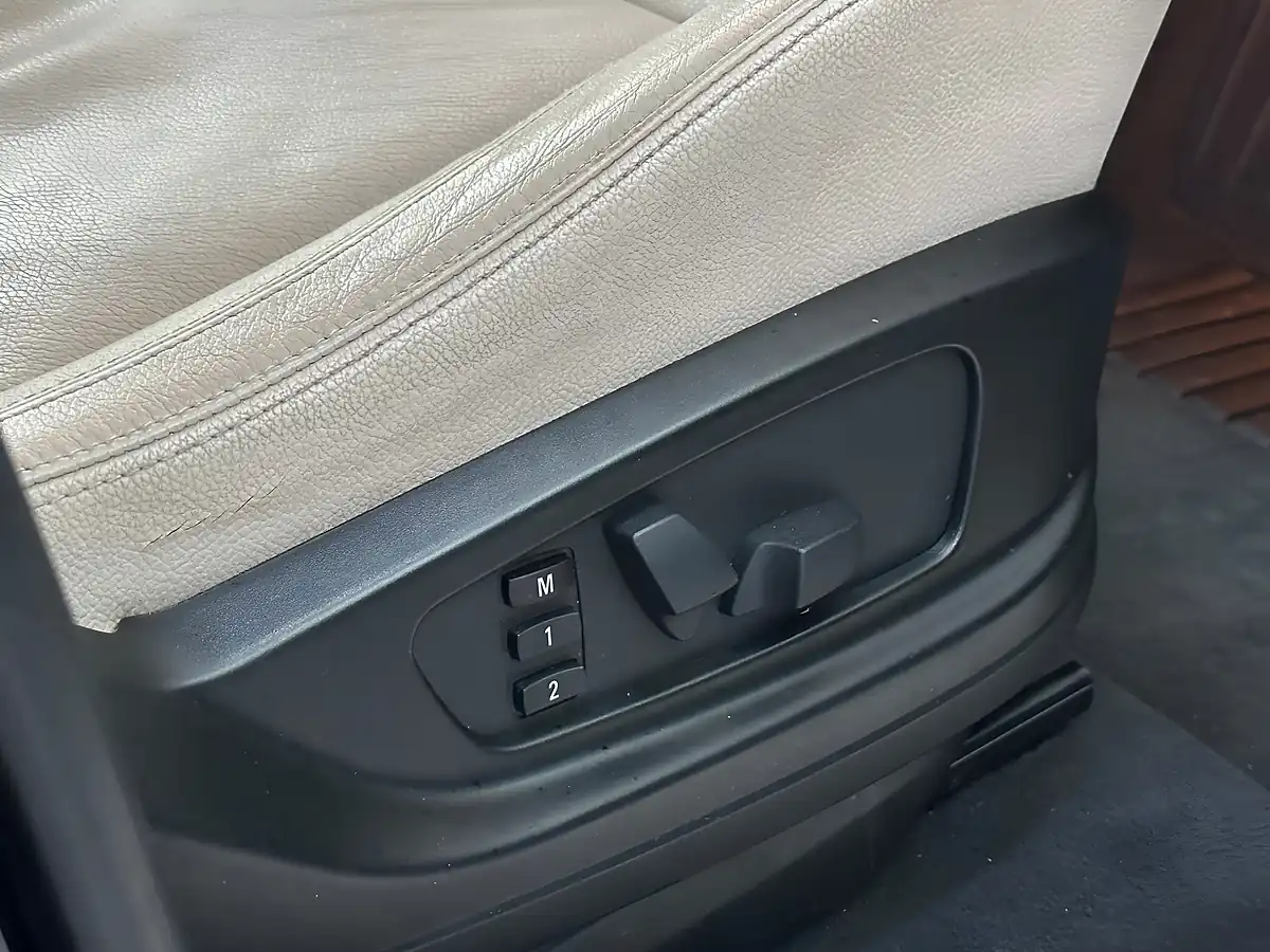 Used 2012 BMW X5 M Sport Carbon Black - Interior and Exterior details 19