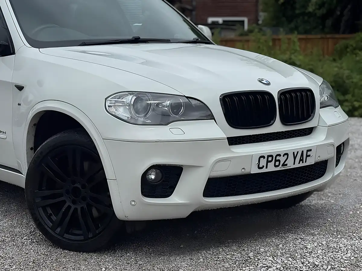 Used 2012 BMW X5 M Sport White - Interior and Exterior details 17