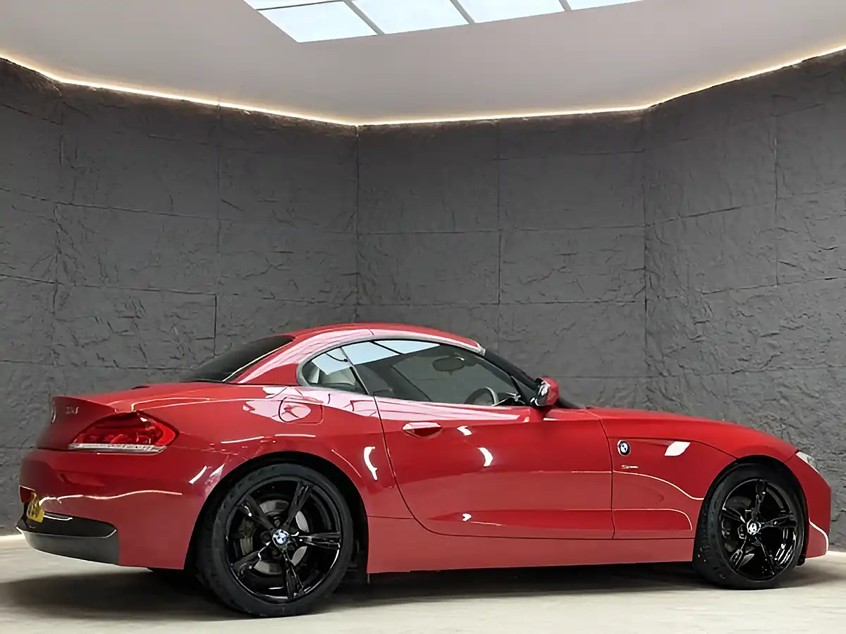 Used 2012 BMW Z4 M Sport Melbourne Red - Interior and Exterior details 11