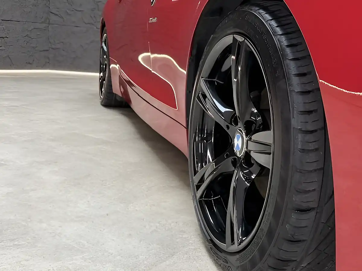 Used 2012 BMW Z4 M Sport Melbourne Red - Interior and Exterior details 16