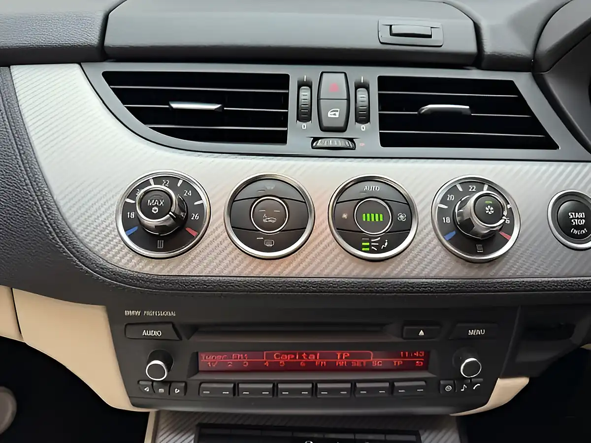 Used 2012 BMW Z4 M Sport Melbourne Red - Interior and Exterior details 19