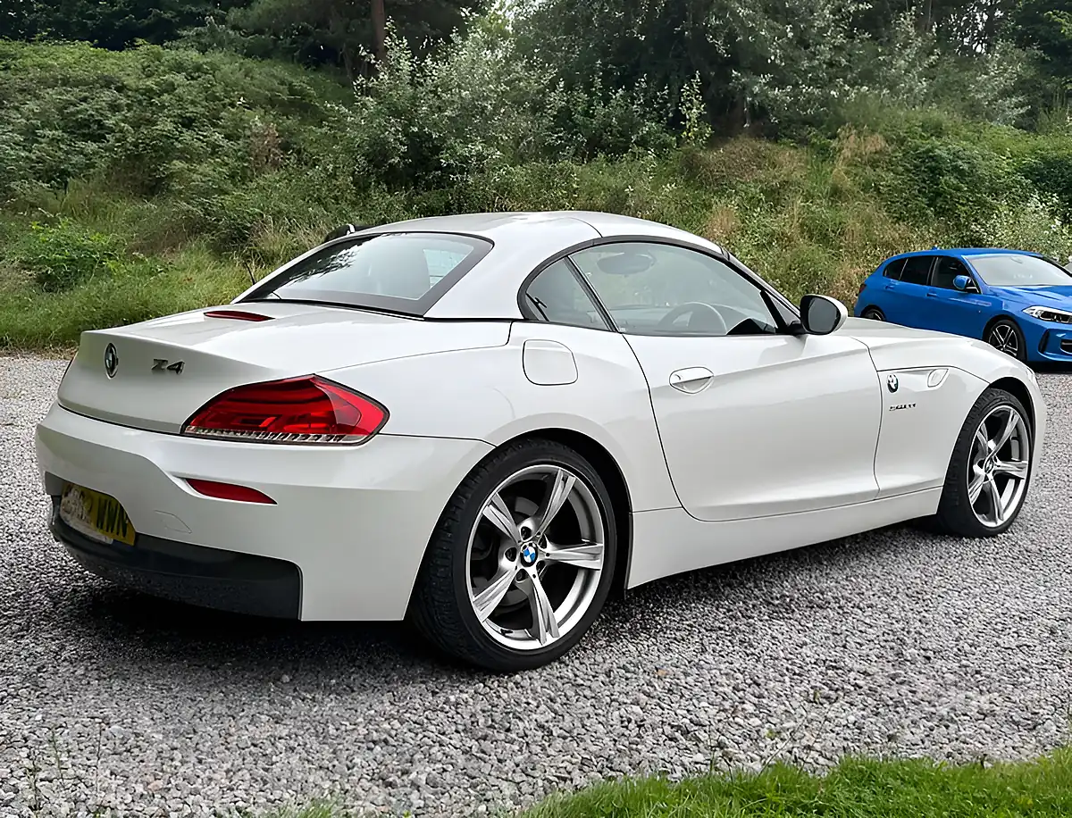 Used 2012 BMW Z4 M Sport Mineral White - Interior and Exterior details 3
