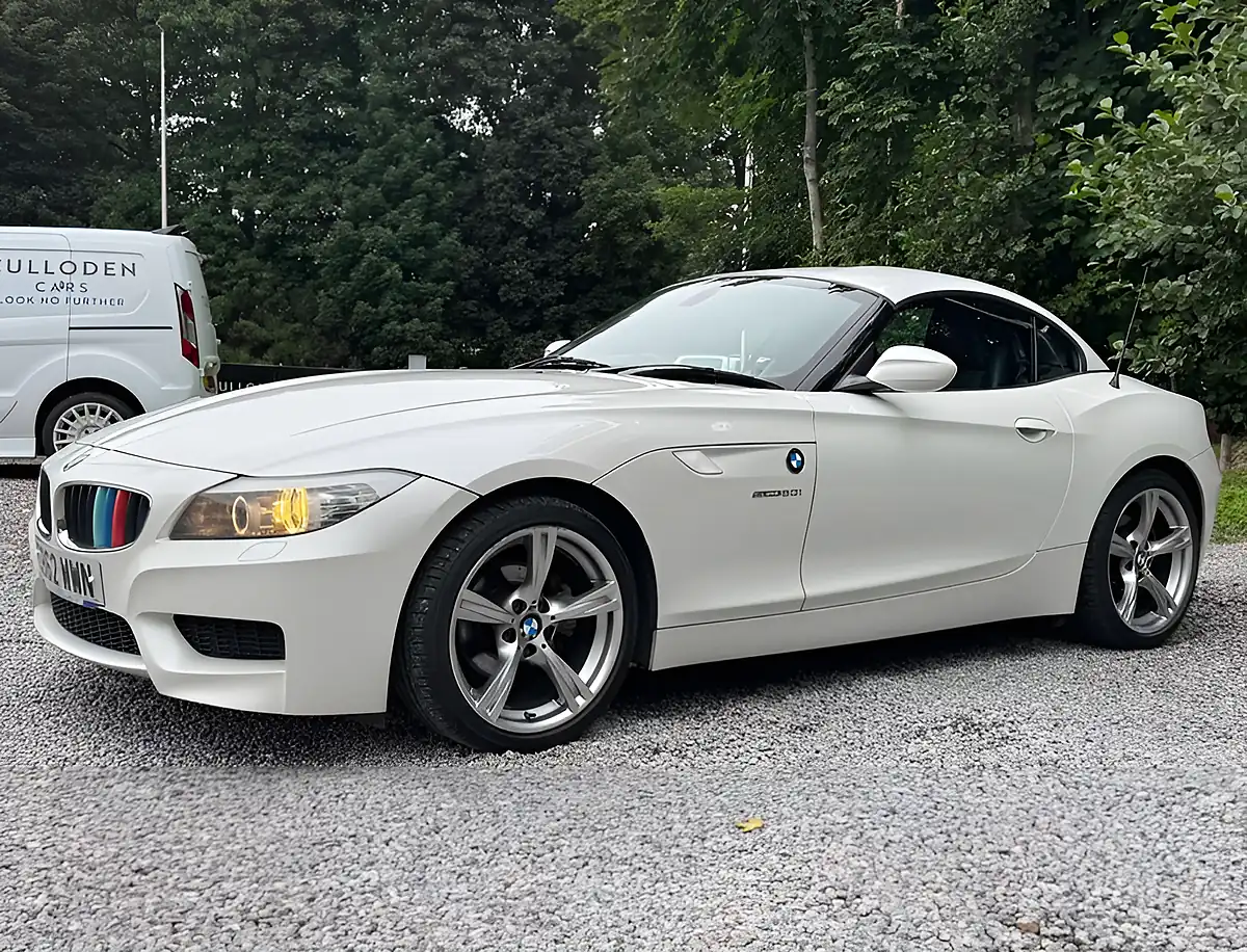 Used 2012 BMW Z4 M Sport Mineral White - Interior and Exterior details 7